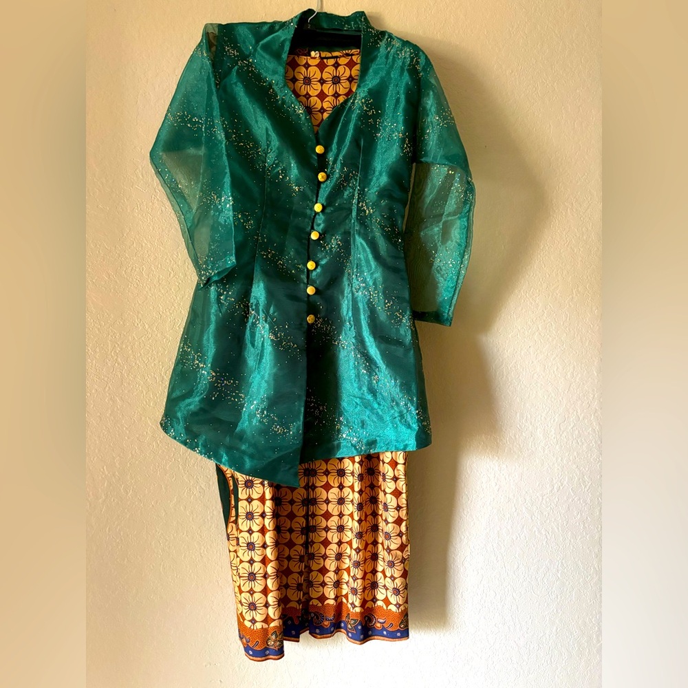 Kebaya and sarong hand made Indonesia